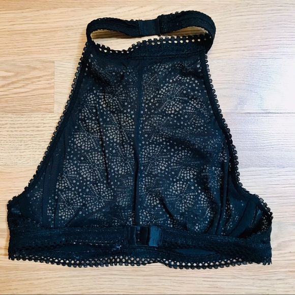 Victoria’s Secret Lace Halter Bralette - Picture 5 of 5
